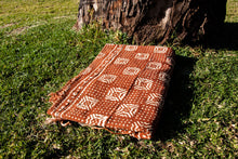 Load image into Gallery viewer, Red Patterned Cloth

